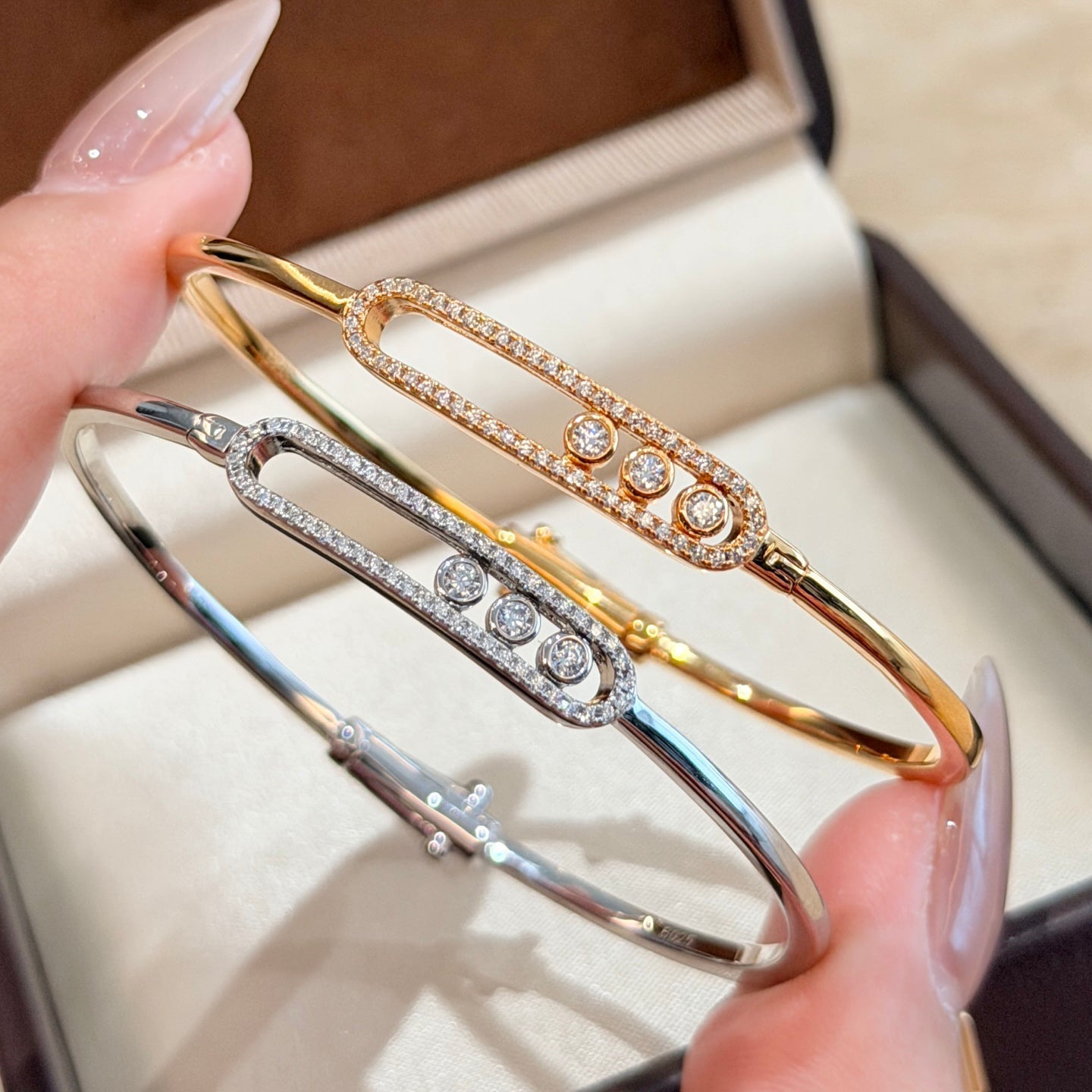 [Azure Tears]MOVE PAVÉ DIAMOND BANGLE BRACELET M