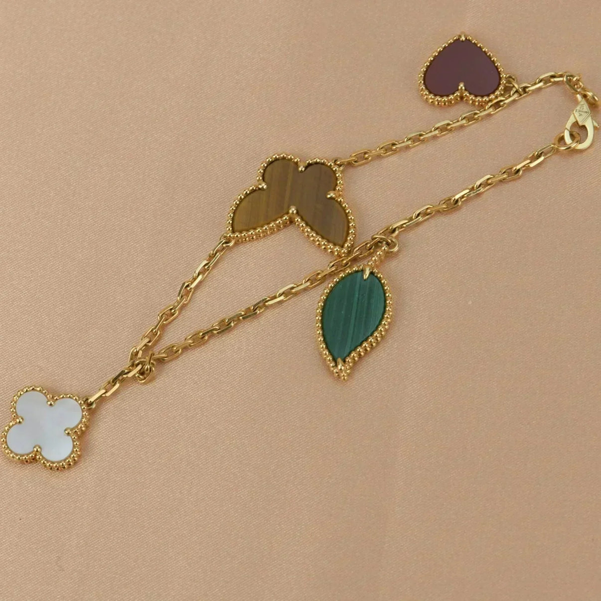 [Azure Tears]LUCKY NATURE MULTI-CHARM BRACELET