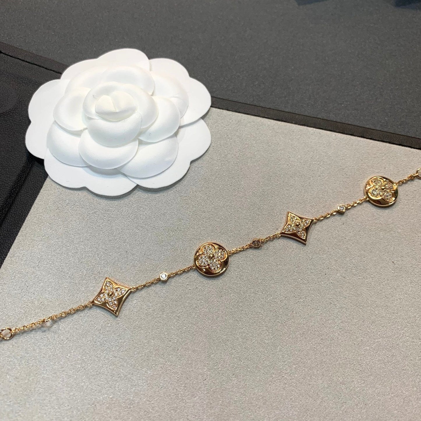 [Azure Tears]STAR AND SUN 4 MOTIFS GOLD DIAMONDS BRACELET