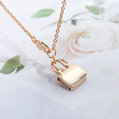 [Azure Tears]AMULETTE PEDANT ROSE GOLD NECKLACE