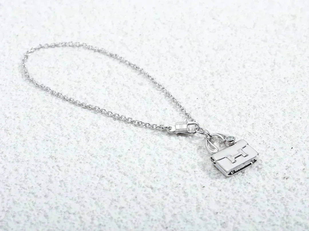 [Azure Tears]AMULETTE PEDANT SILVER NECKLACE