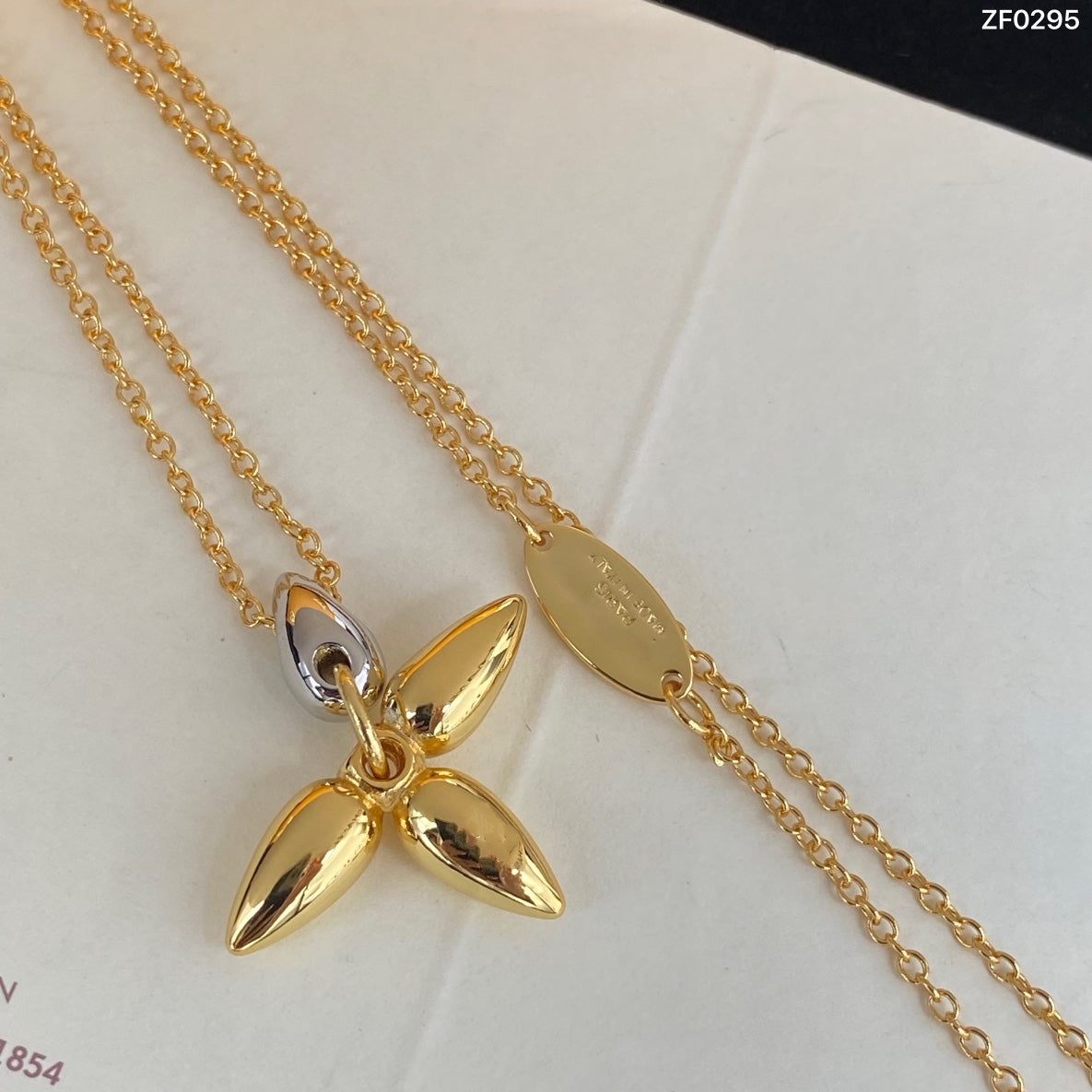 [Azure Tears]LOUISETTE PEDANT GOLD NECKLACE