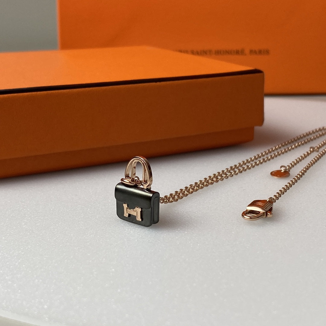 [Azure Tears]CONSTANCE BLACK PEDANT ROSE GOLD NECKLACE