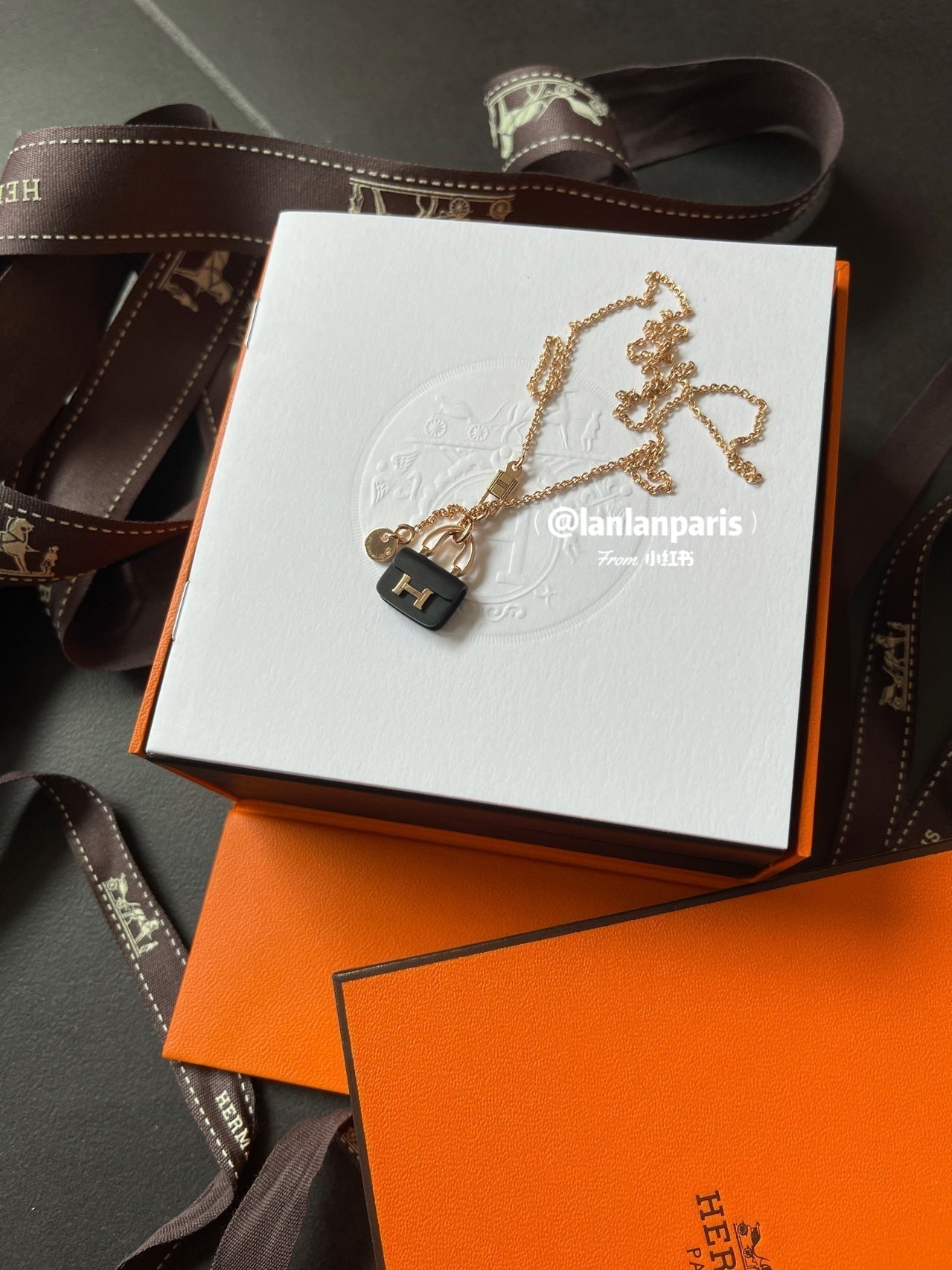 [Azure Tears]CONSTANCE BLACK PEDANT ROSE GOLD NECKLACE