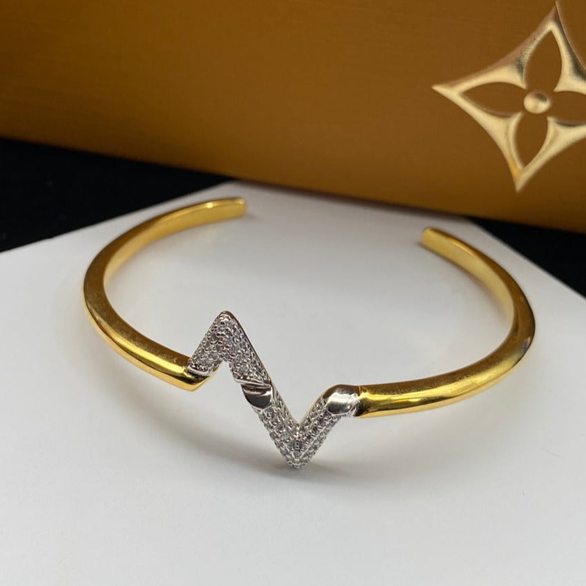 [Azure Tears]VOLTE UPSITE DOWN DIAMOND GOLD OPEN BRACELET