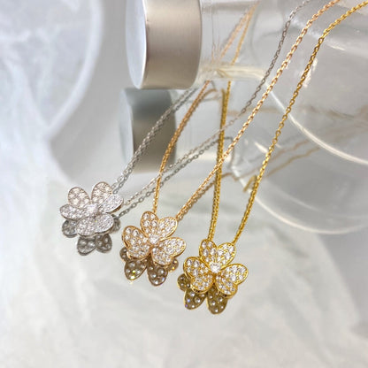 [Azure Tears]PAVÉ DIAMOND FLOWER CHARM NECKLACE