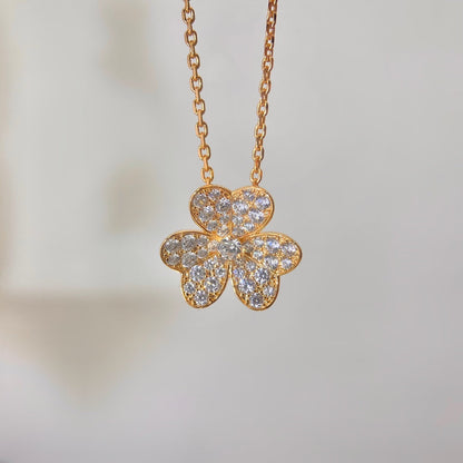 [Azure Tears]PAVÉ DIAMOND FLOWER CHARM NECKLACE