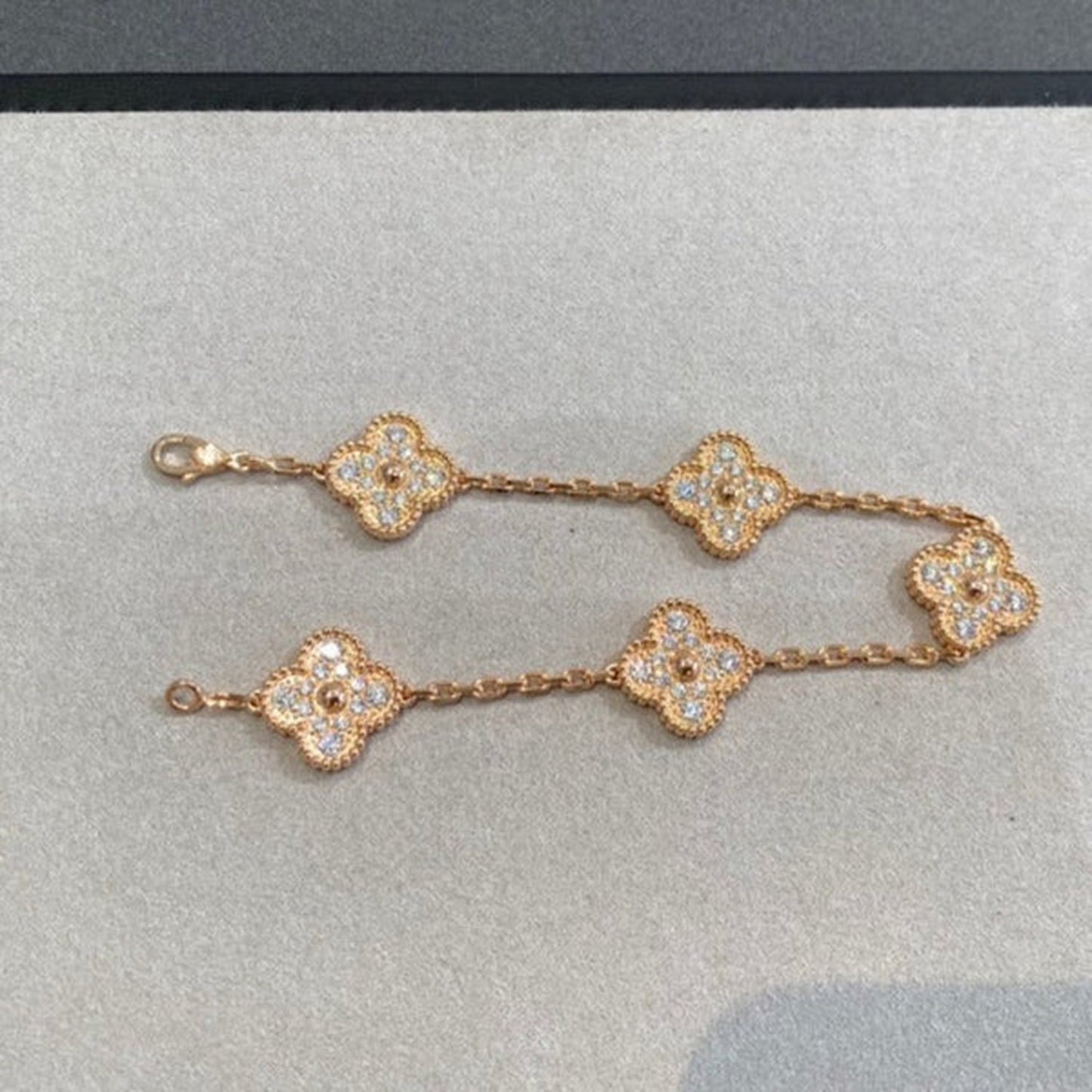 [Azure Tears]LUCKY CLOVER 5-MOTIF BRACELET - FULL-DIAMOND