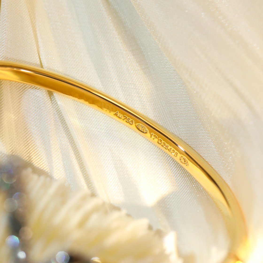 [Azure Tears]VOLTE UPSITE DOWN GOLD DIAMOND BRACELET