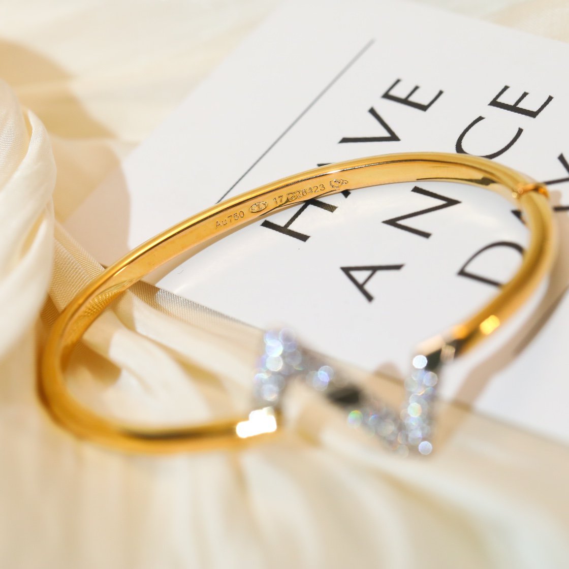 [Azure Tears]VOLTE UPSITE DOWN GOLD DIAMOND BRACELET