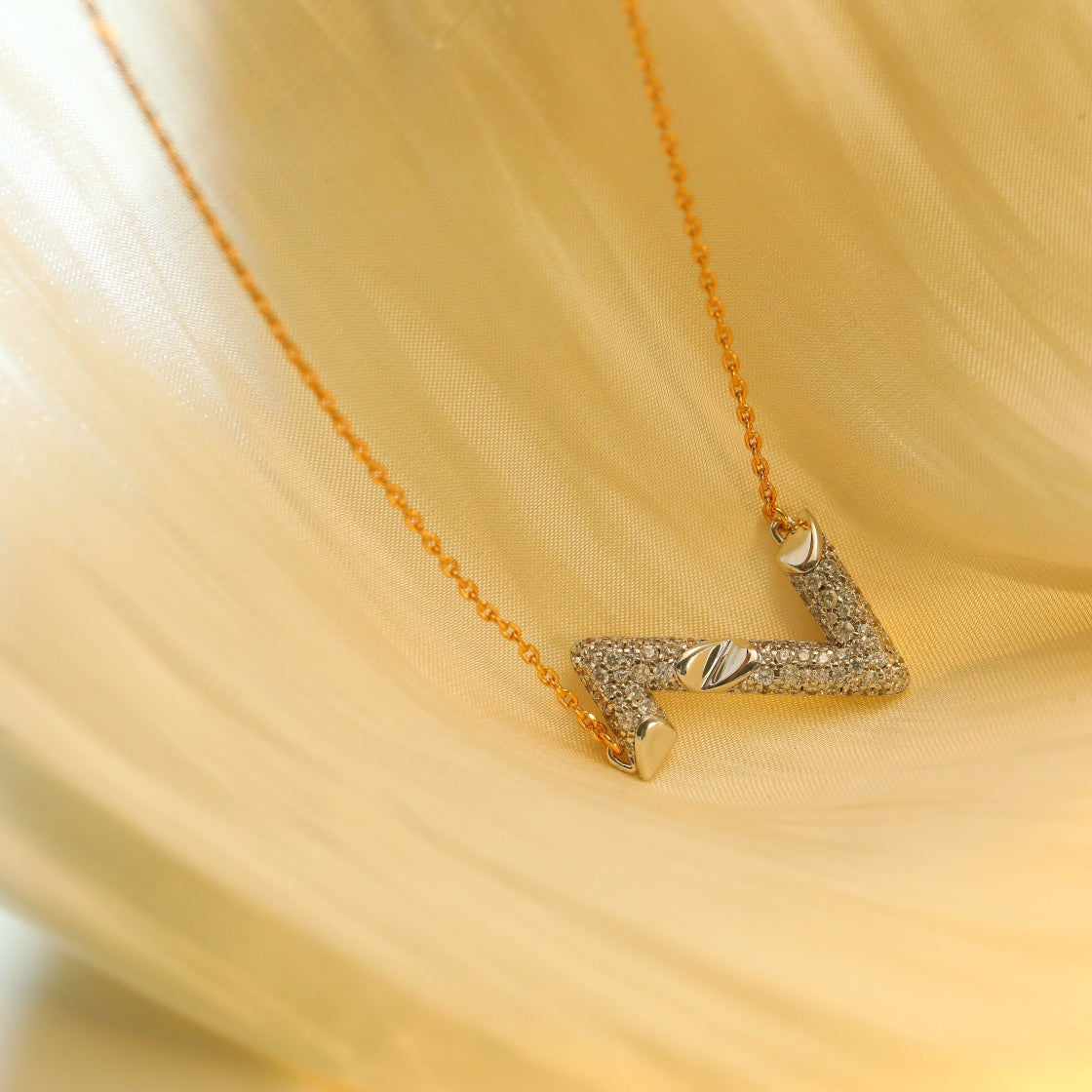 [Azure Tears]VOLT SILVER DIAMOND PEDANT NECKLACE