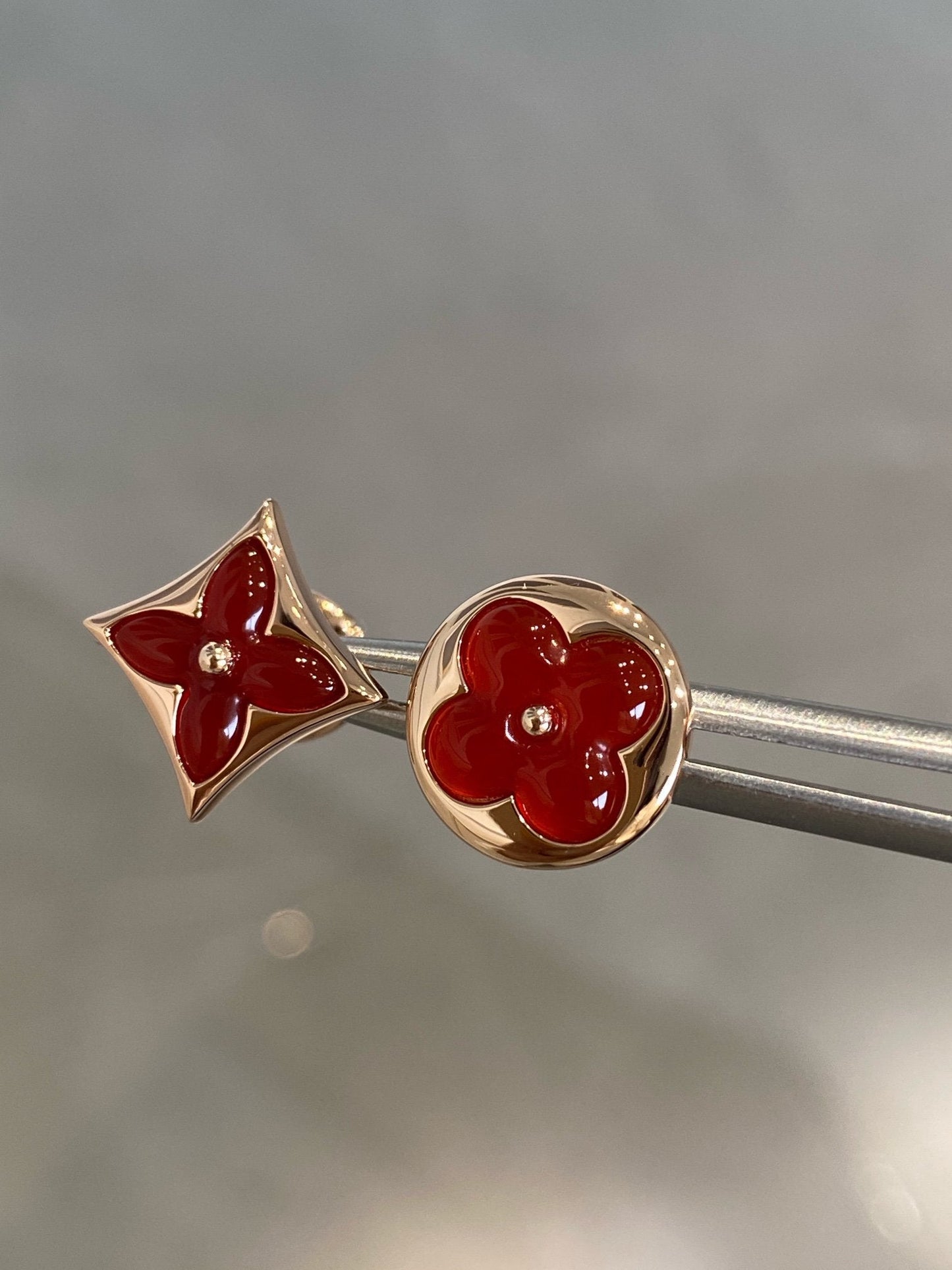 [Azure Tears]STAR AND SUN ROSE GOLD CARNELIAN STUD EARRINGS