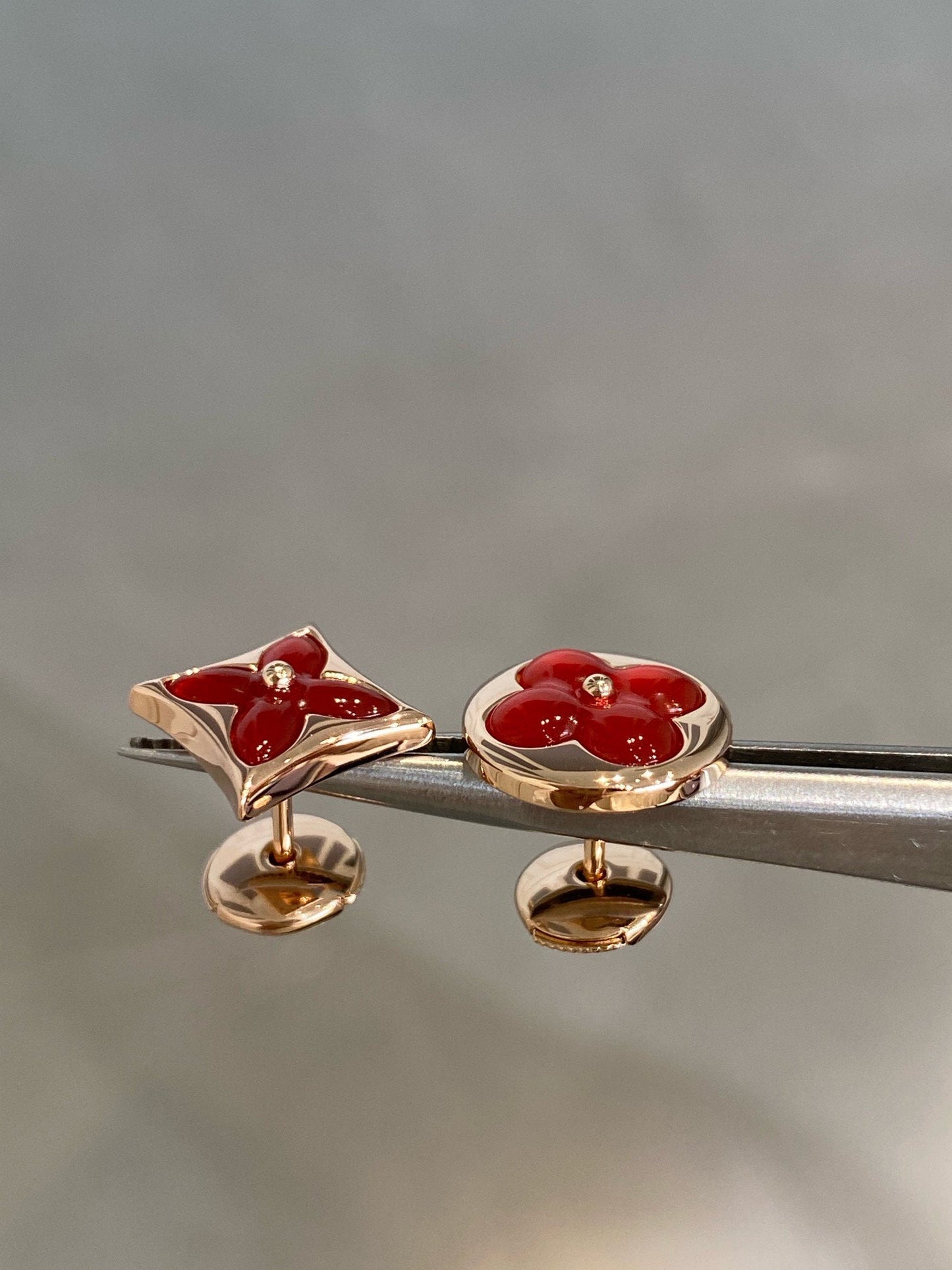 [Azure Tears]STAR AND SUN ROSE GOLD CARNELIAN STUD EARRINGS