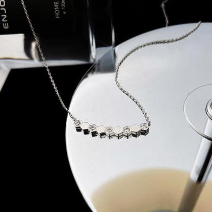 [Azure Tears]BEE MY LOVE DIAMOND NECKLACE