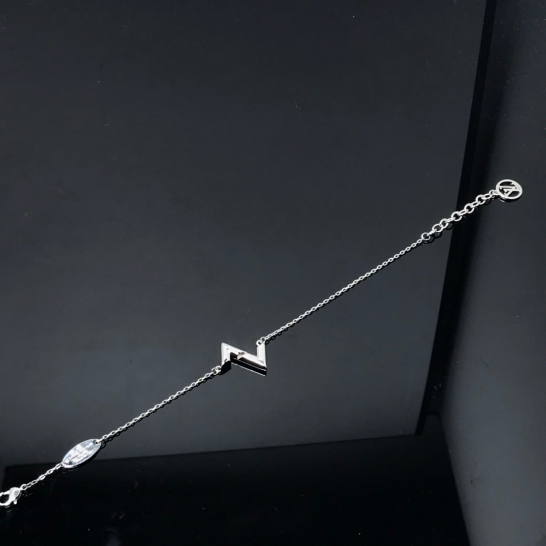 [Azure Tears]VOLT LV LOGO BRACELET