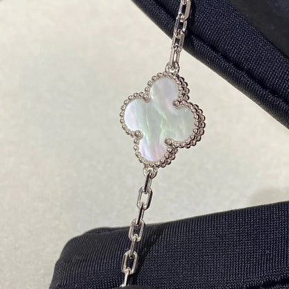 [Azure Tears]LUCKY CLOVER 5-MOTIF BRACELET - WHITE MOTHER-OF-PEARL COLLECTION