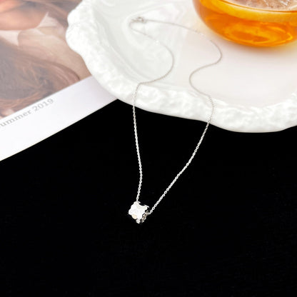 [Azure Tears]BEE MINI PEDANT DIAMOND NECKLACE
