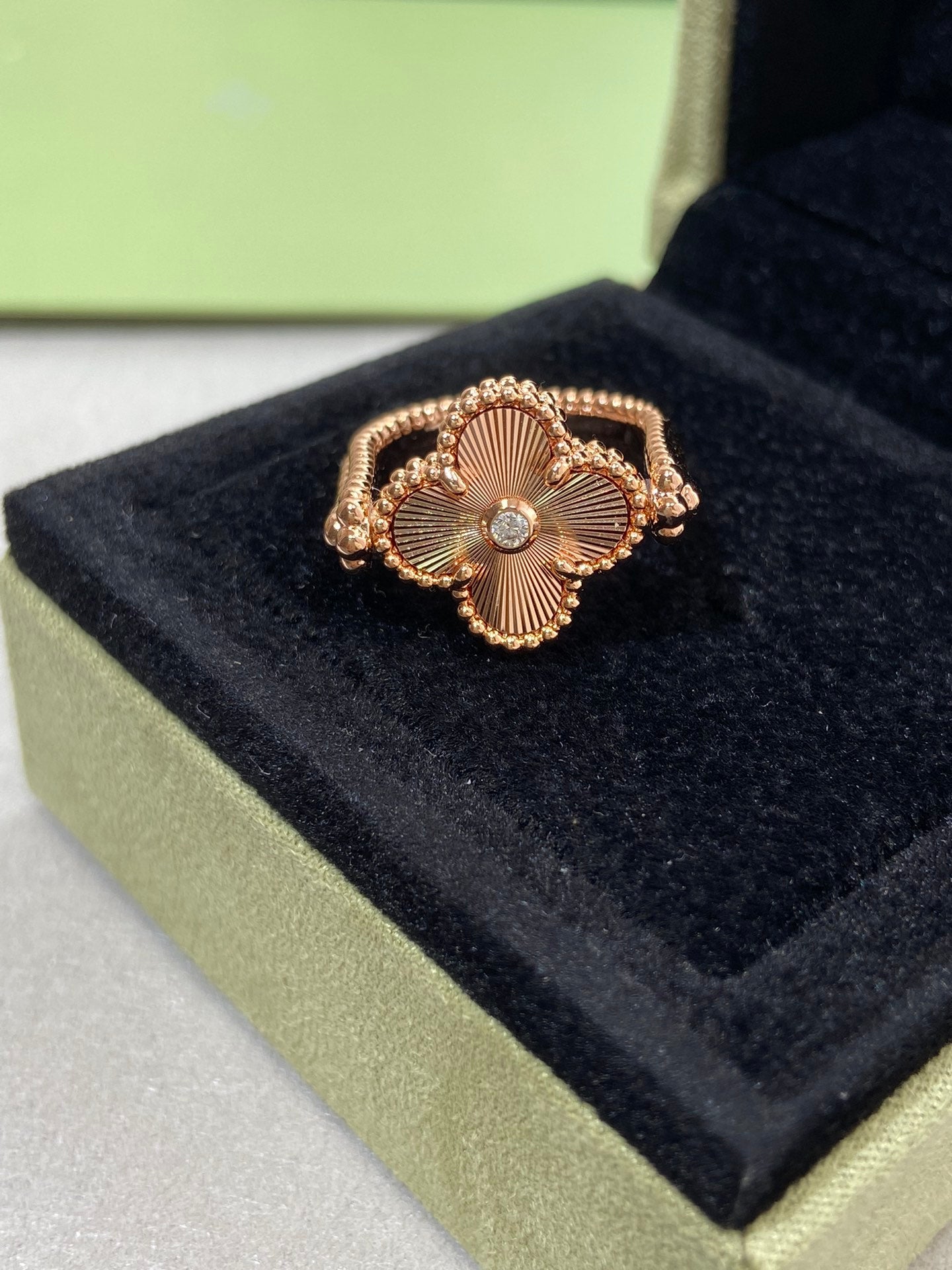 [Azure Tears]LUCKY CLOVER GOLD REVERSIBLE RING