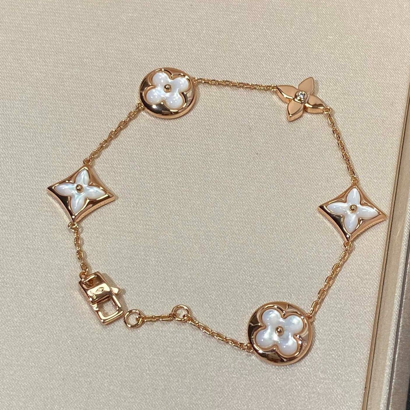 [Azure Tears]STAR AND SUN 5 MOTIF MOP ROSE GOLD BRACELET