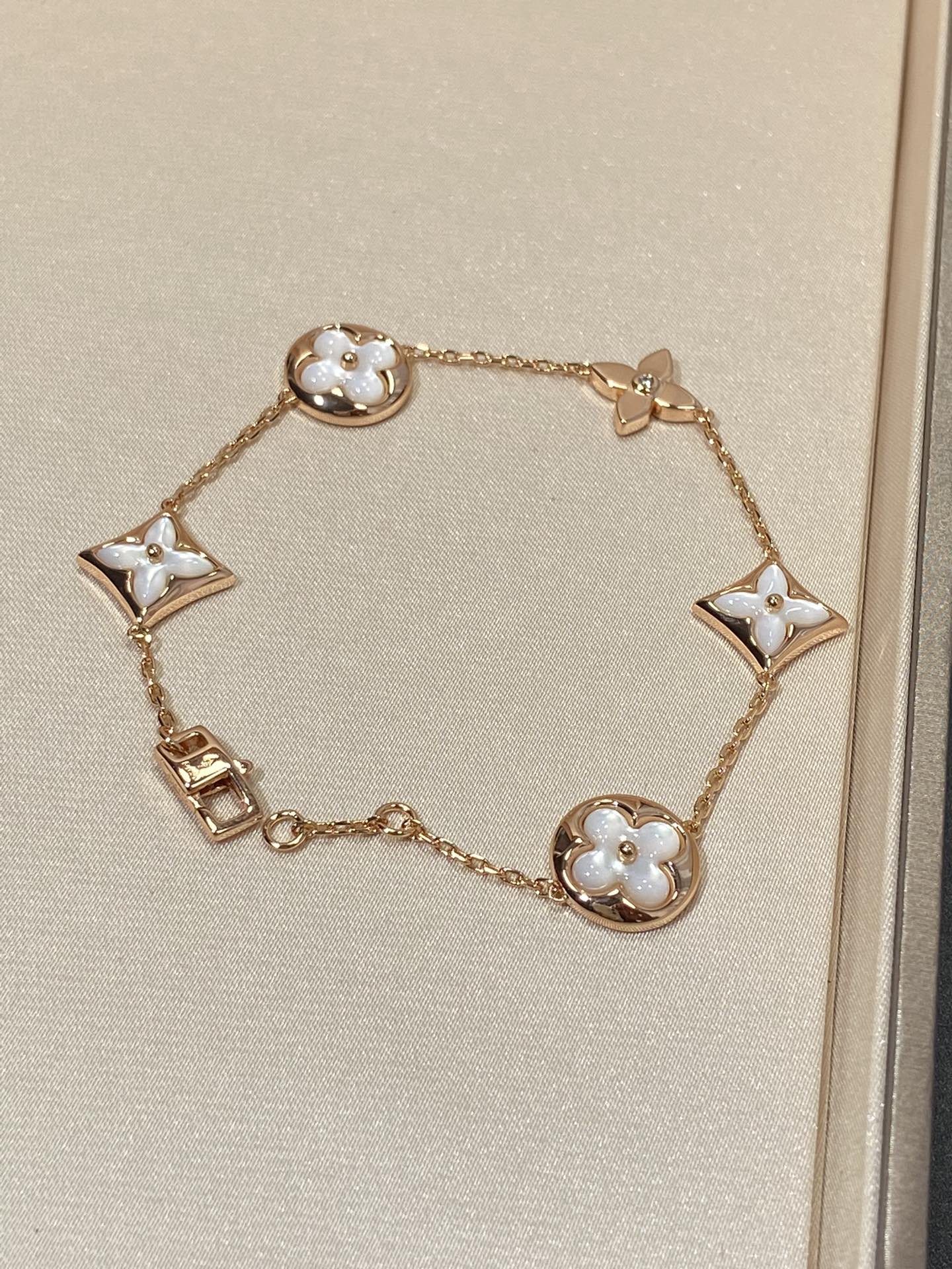 [Azure Tears]STAR AND SUN 5 MOTIF MOP ROSE GOLD BRACELET