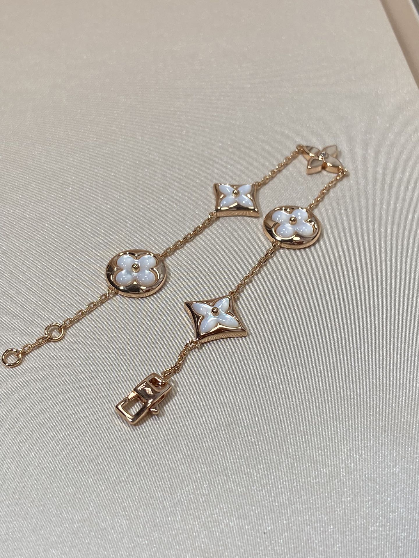 [Azure Tears]STAR AND SUN 5 MOTIF MOP ROSE GOLD BRACELET