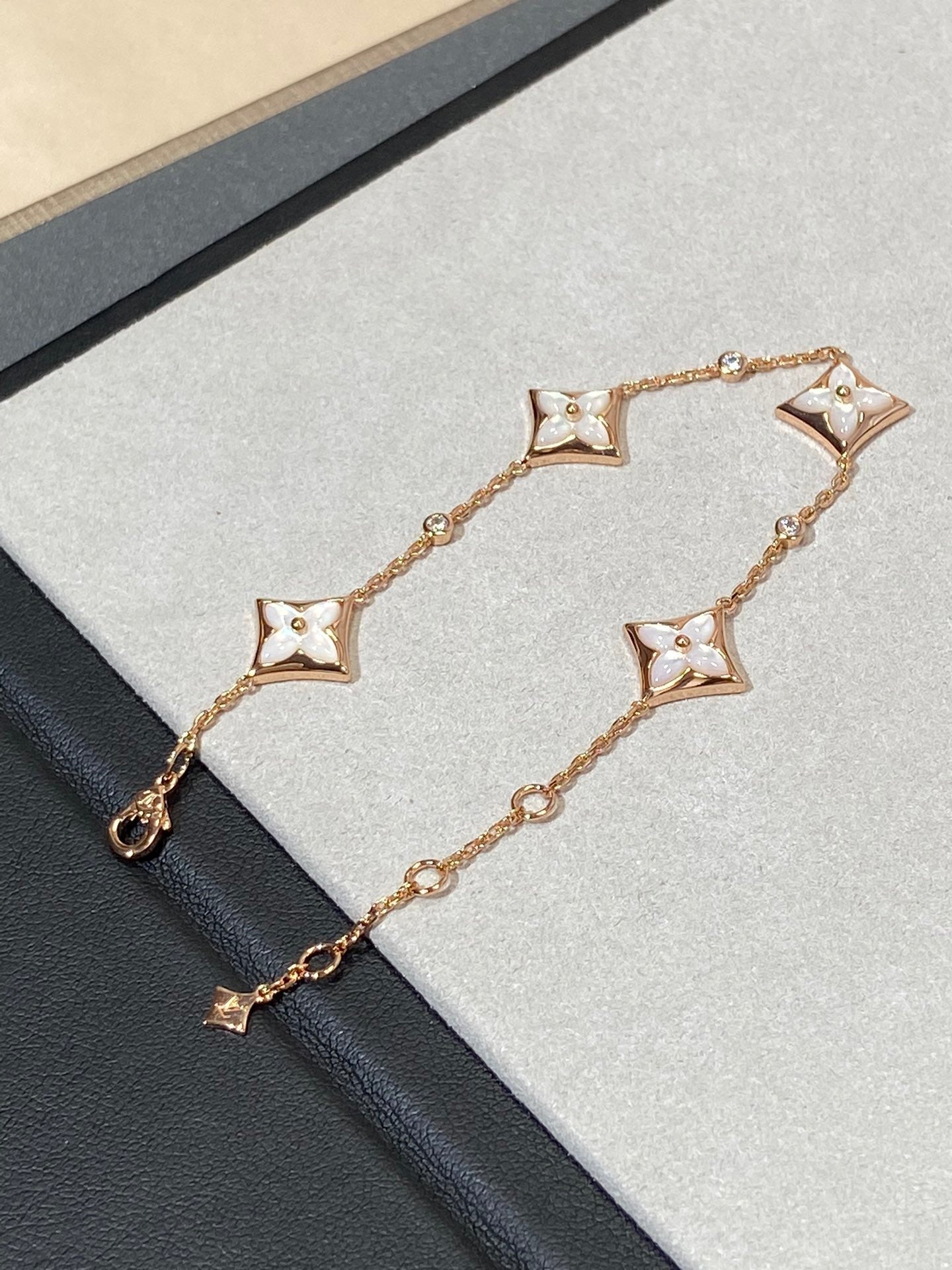 [Azure Tears]STAR 4 MOTIF MOP DIAMOND ROSE GOLD BRACELET
