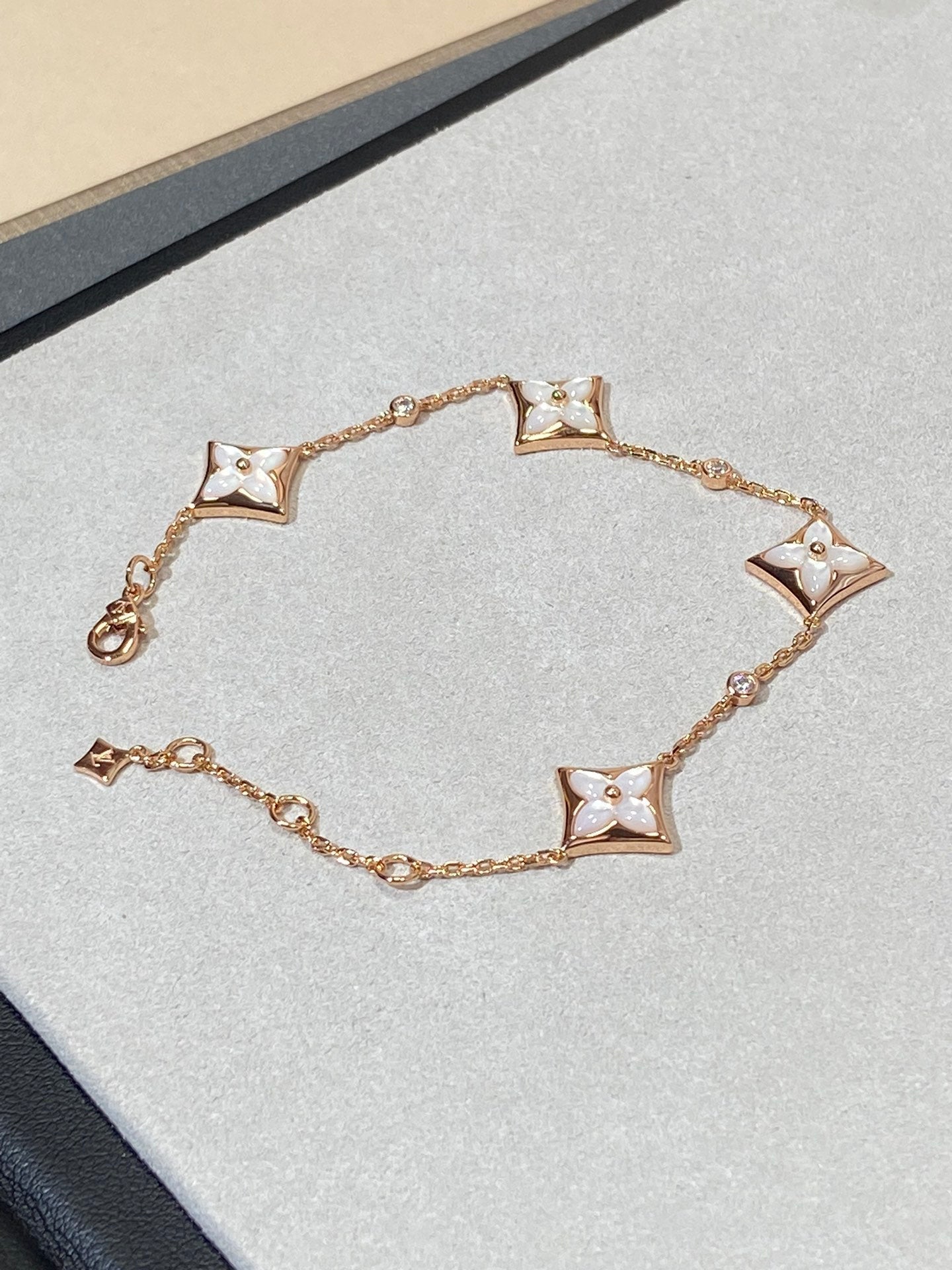 [Azure Tears]STAR 4 MOTIF MOP DIAMOND ROSE GOLD BRACELET