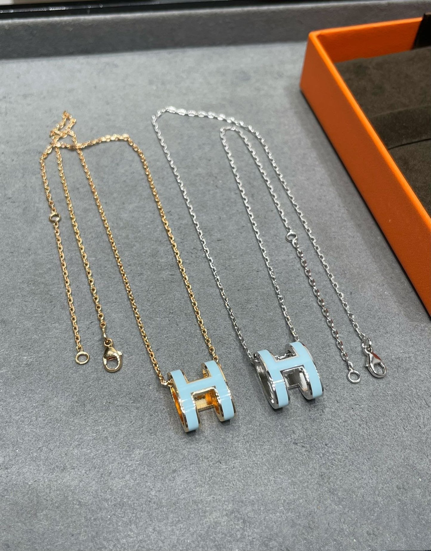 [Azure Tears]POP H SKY BLUE NECKLACE