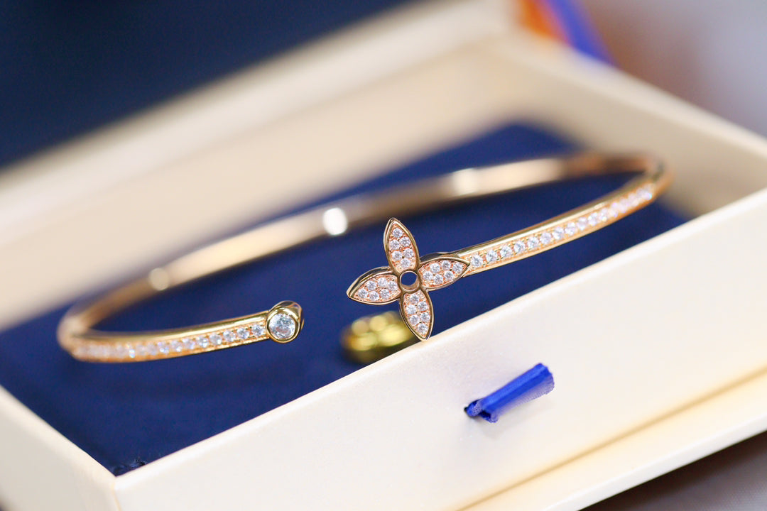 [Azure Tears]IDYLLE ROSE GOLD OPEN BRACELET DIAMOND PAVED