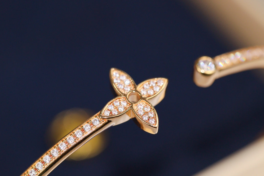 [Azure Tears]IDYLLE ROSE GOLD OPEN BRACELET DIAMOND PAVED