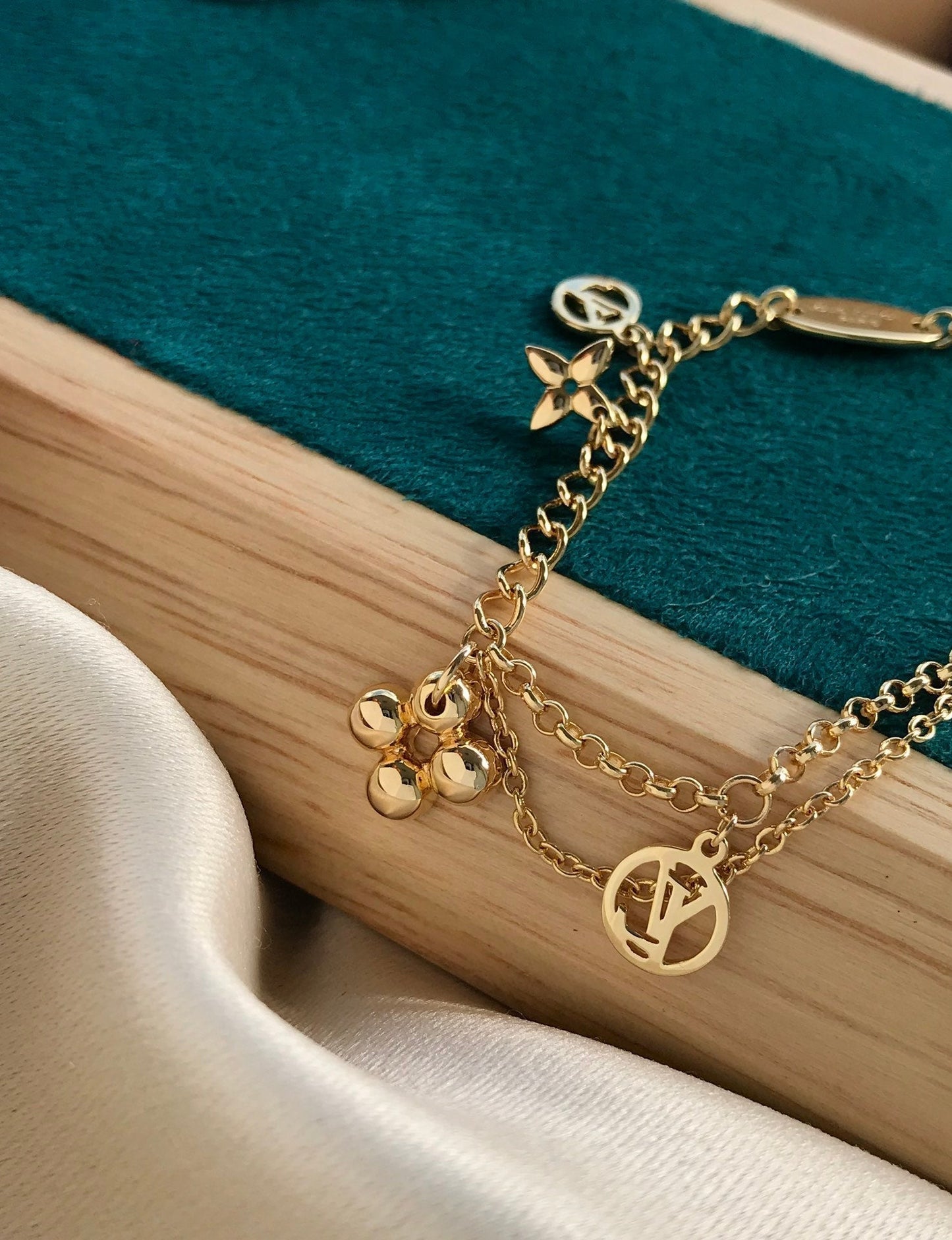 [Azure Tears]BLOOMING ROSE GOLD MOP BRACELET