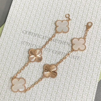 [Azure Tears]LUCKY CLOVER 5-MOTIF BRACELET - WHITE MOTHER-OF-PEARL COLLECTION