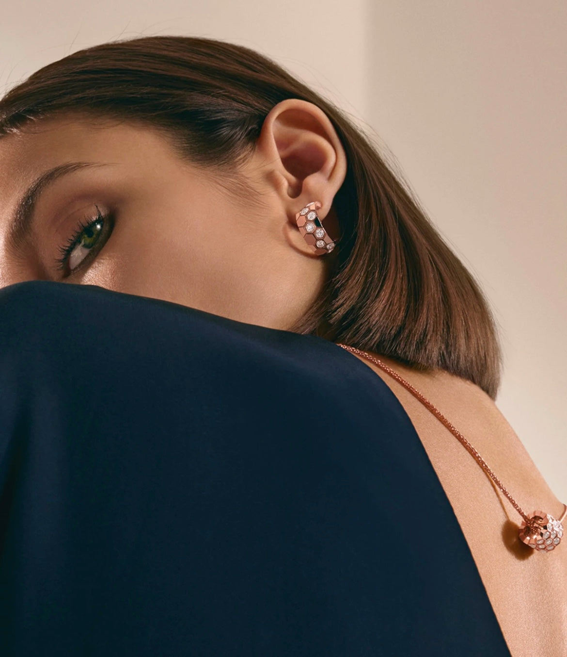 [Azure Tears]BEE LOVE DIAMOND HOOP EARRINGS