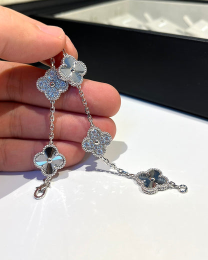 [Azure Tears]LUCKY CLOVER 5-MOTIF BRACELET - LASER COLLECTION