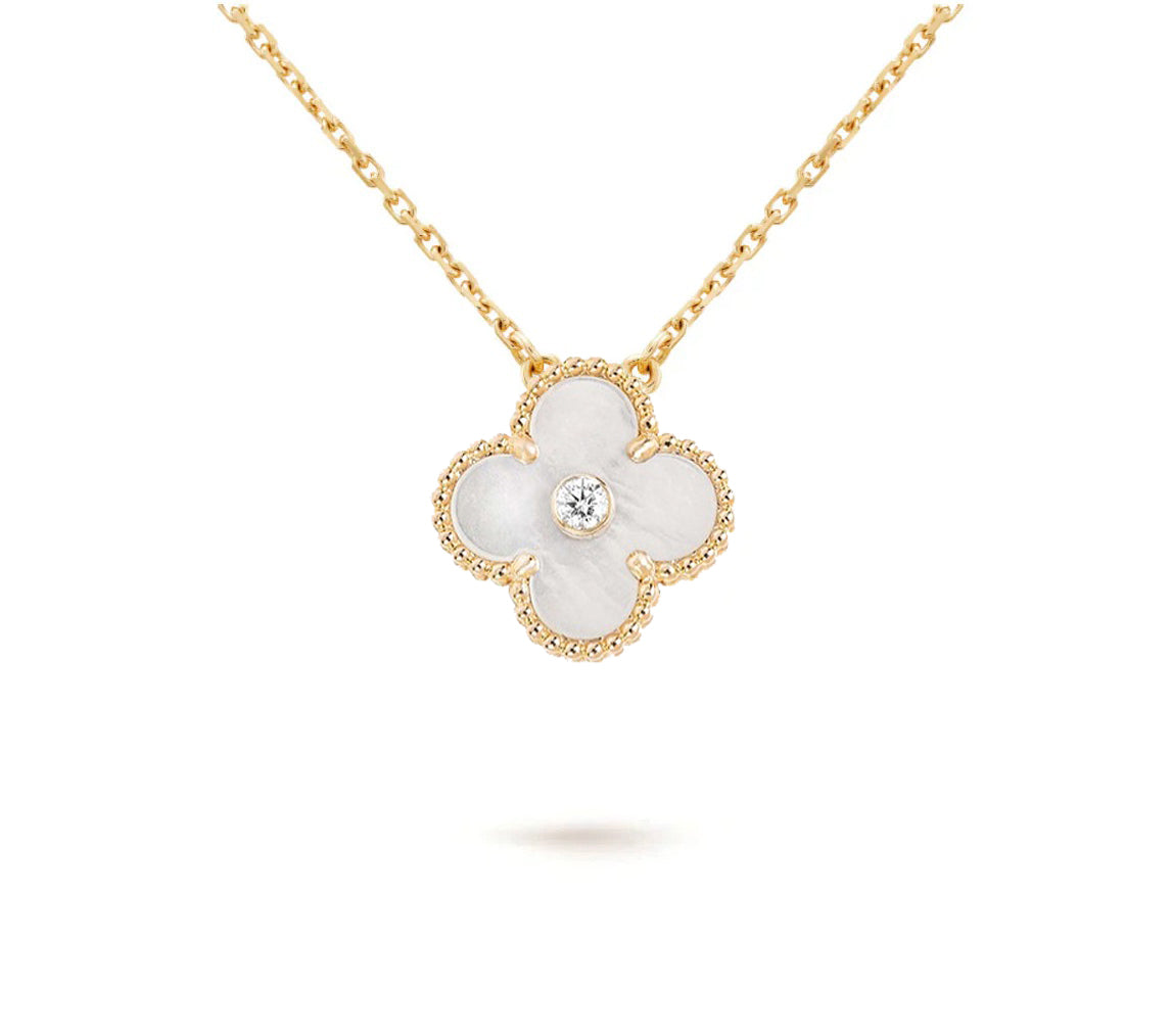 [Azure Tears]LIMITED EDITION CHRISTMAS CLOVER FLOWER NECKLACE - 15MM ANNUAL COLLECTIBLE PENDANT