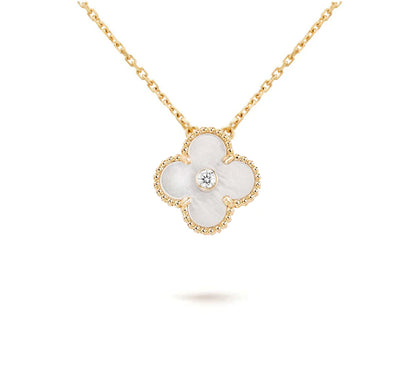[Azure Tears]LIMITED EDITION CHRISTMAS CLOVER FLOWER NECKLACE - 15MM ANNUAL COLLECTIBLE PENDANT
