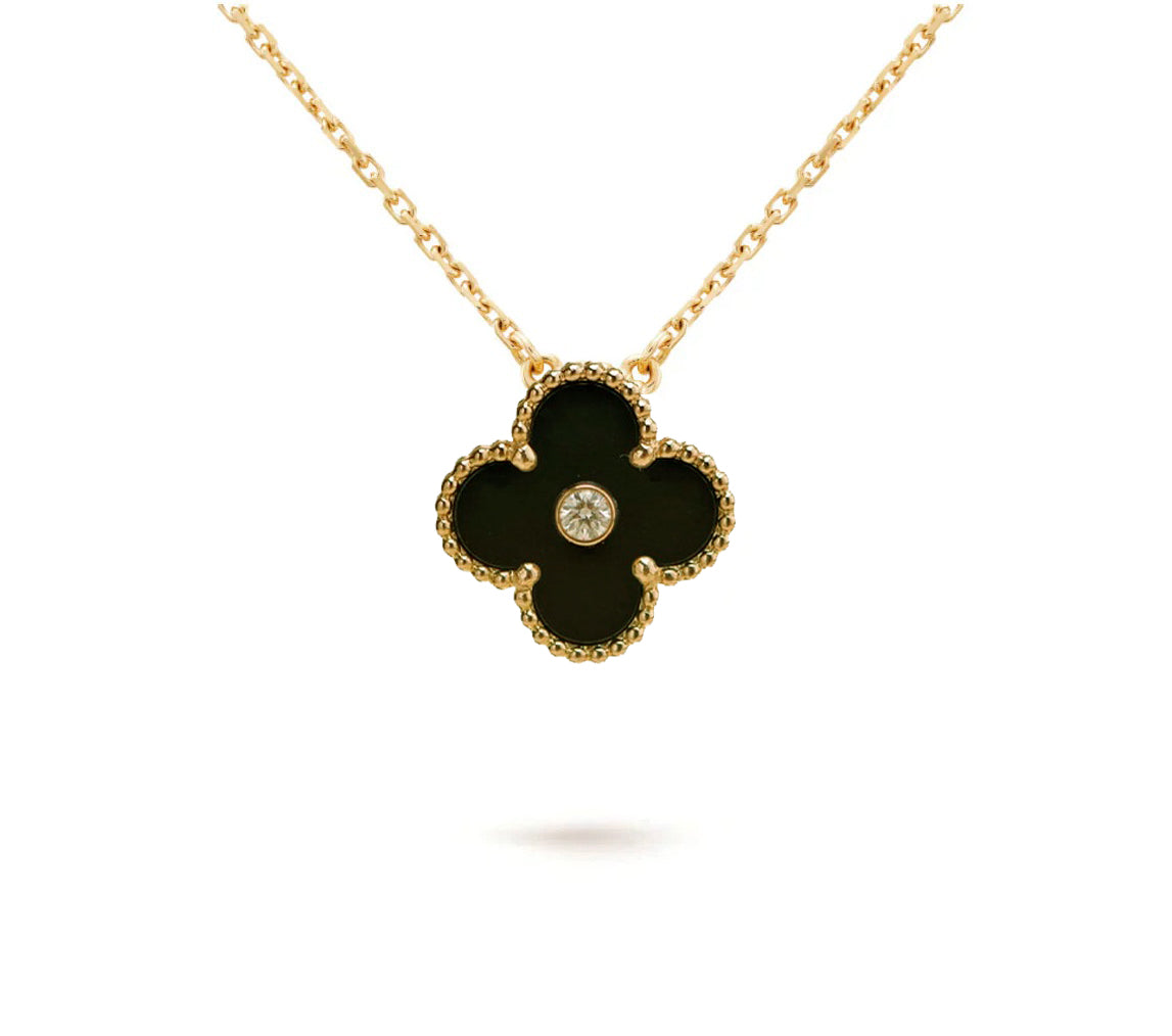 [Azure Tears]LIMITED EDITION CHRISTMAS CLOVER FLOWER NECKLACE - 15MM ANNUAL COLLECTIBLE PENDANT