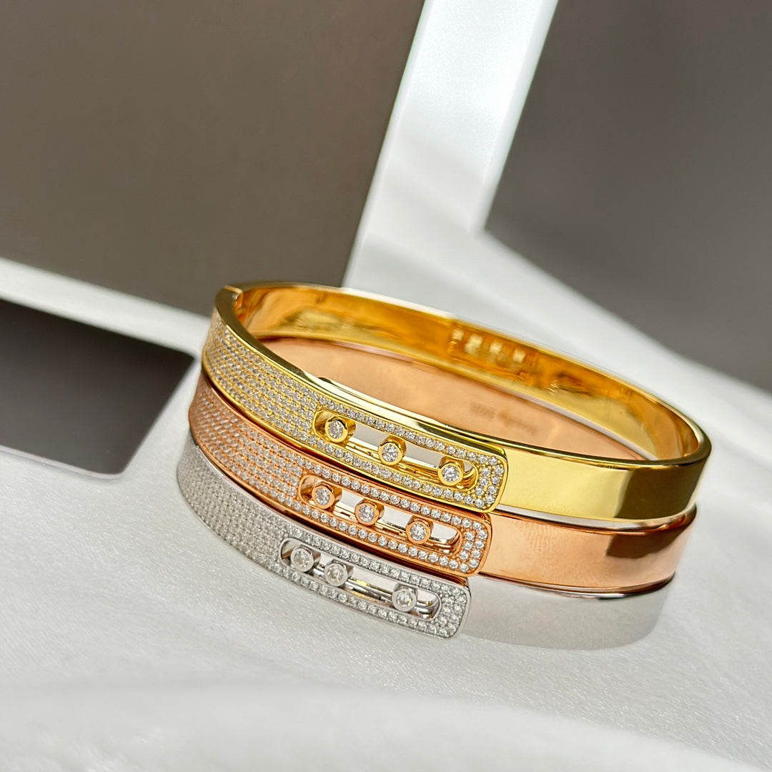 [Azure Tears]MOVE NOA PAVÉ DIAMOND BANGLE BRACELET