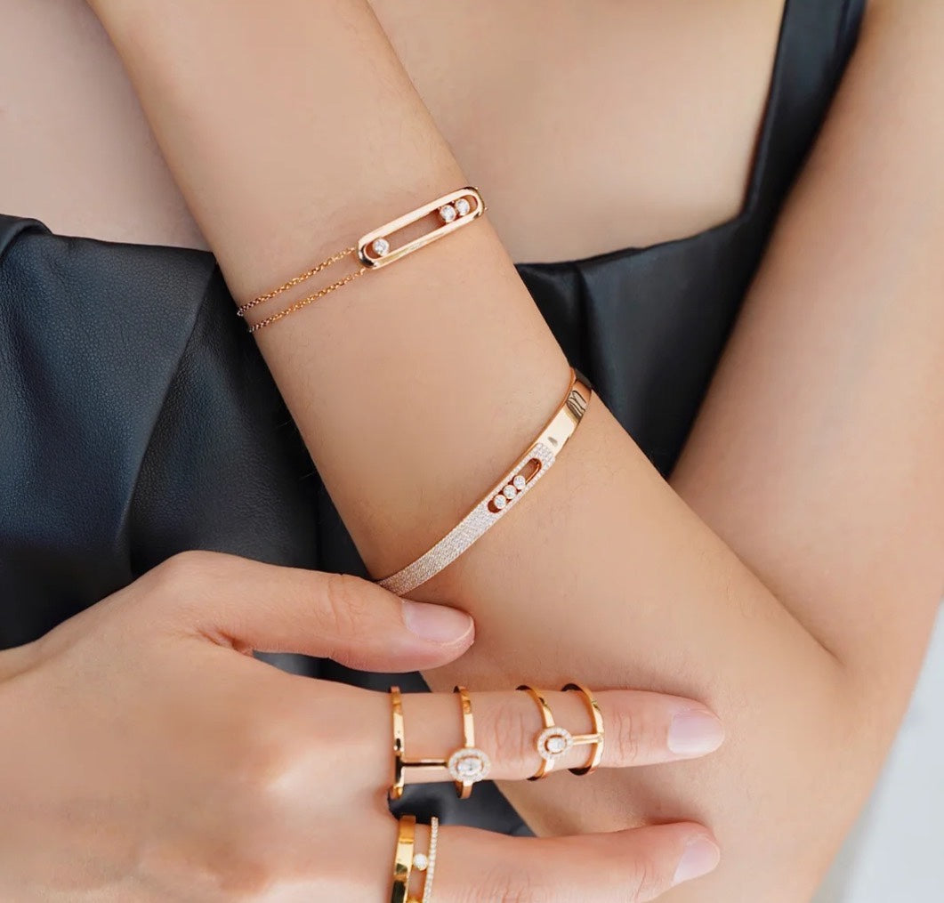 [Azure Tears]MOVE NOA PAVÉ DIAMOND BANGLE BRACELET