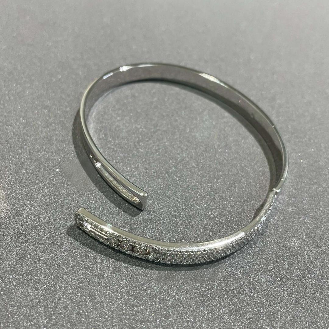 [Azure Tears]MOVE NOA PAVÉ DIAMOND BANGLE BRACELET