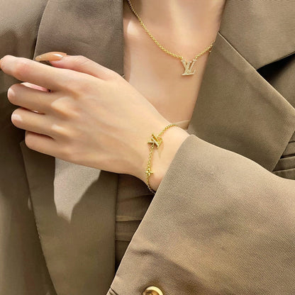[Azure Tears]LOGO STAR MOTIF GOLD BRACELET