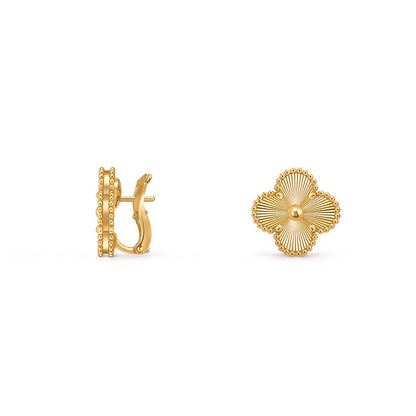 [Azure Tears]15MM CLOVER FLOWER STUD EARRINGS GOLD COLLECTION