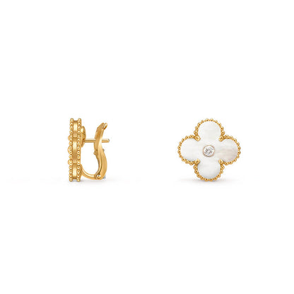 [Azure Tears]15MM CLOVER FLOWER STUD EARRINGS DIAMOND-GOLD COLLECTION