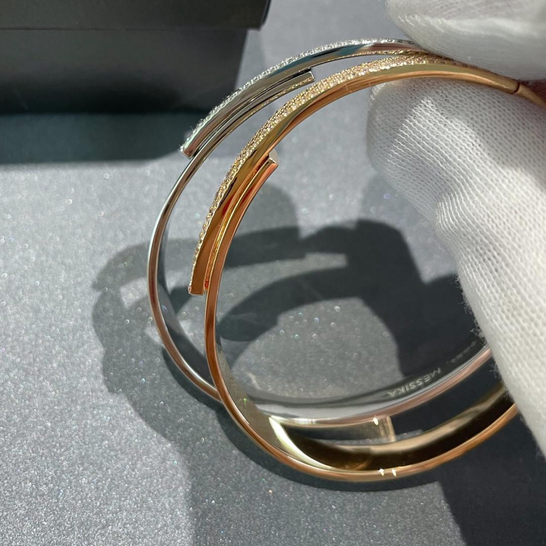 [Azure Tears]MOVE NOA PAVÉ DIAMOND BANGLE BRACELET
