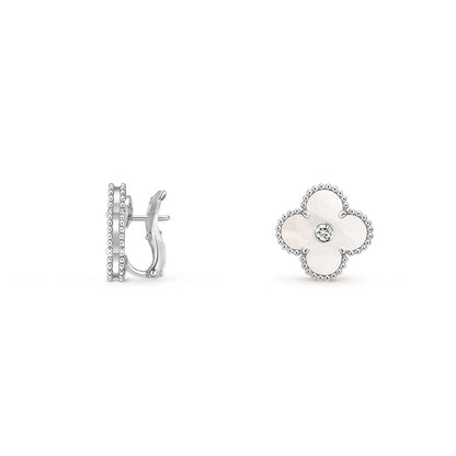 [Azure Tears]15MM CLOVER FLOWER STUD EARRINGS DIAMOND-WHITE GOLD COLLECTION