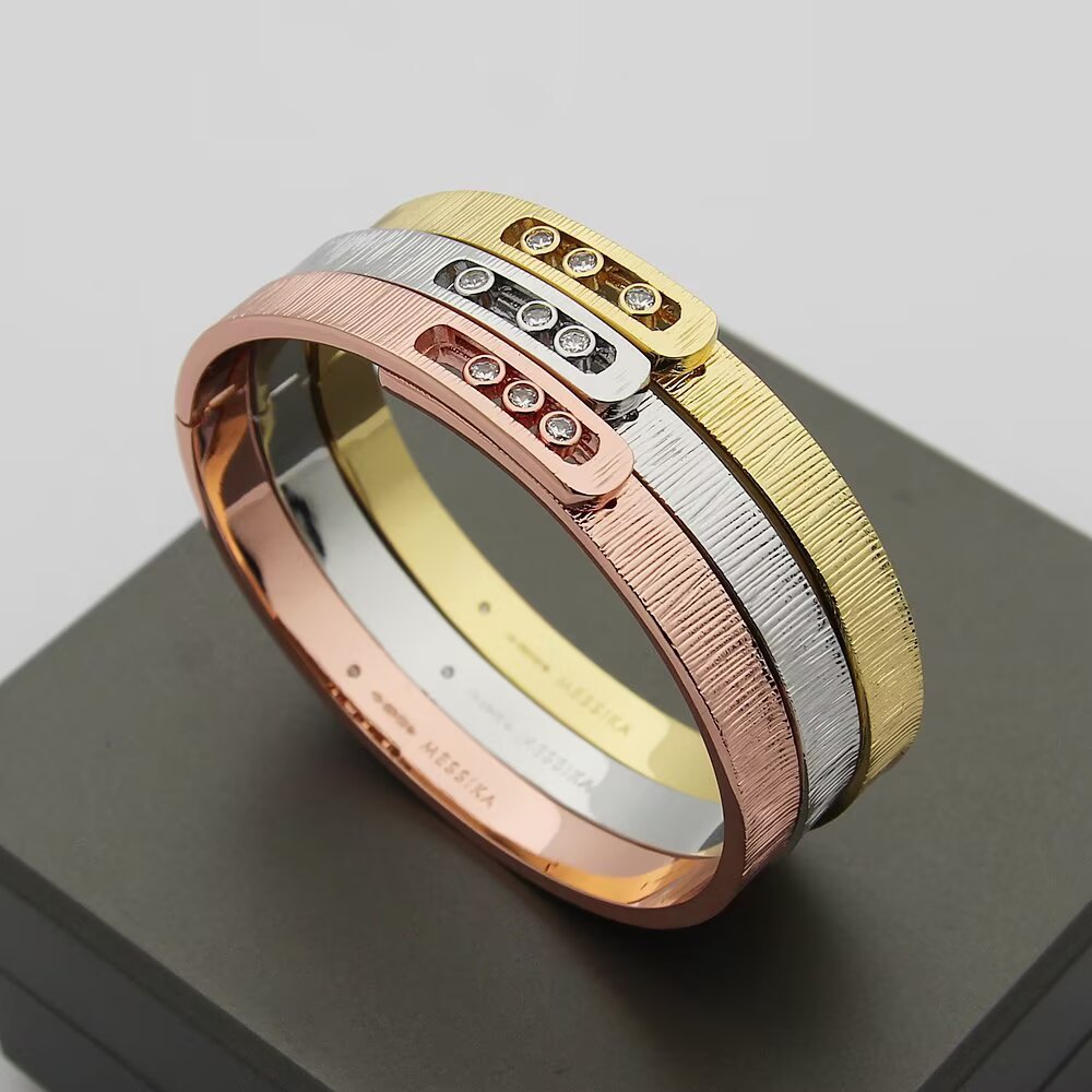 [Azure Tears]MOVE NOA CISELÉ BANGLE BRACELET