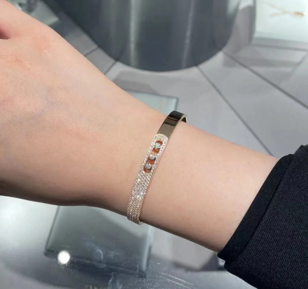 [Azure Tears]MOVE NOA PAVÉ DIAMOND BANGLE BRACELET