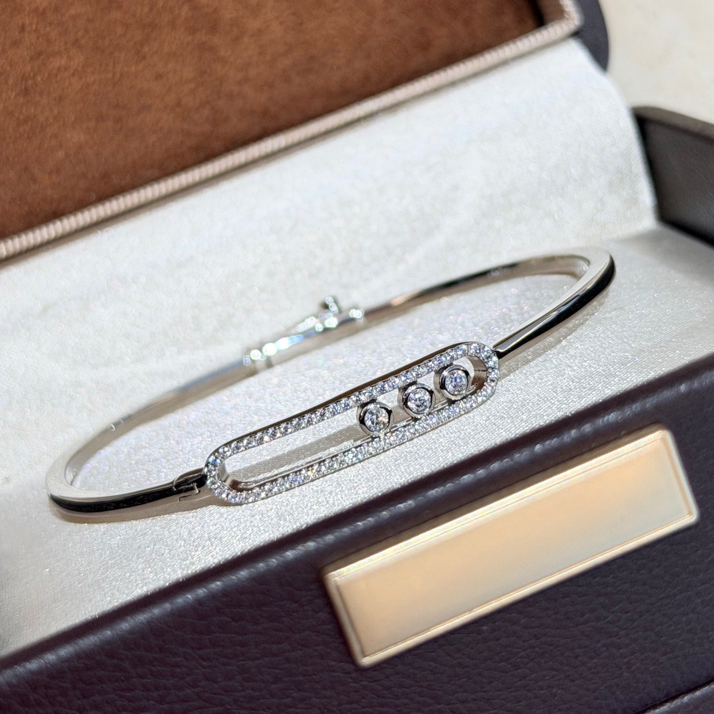 [Azure Tears]MOVE PAVÉ DIAMOND BANGLE BRACELET M
