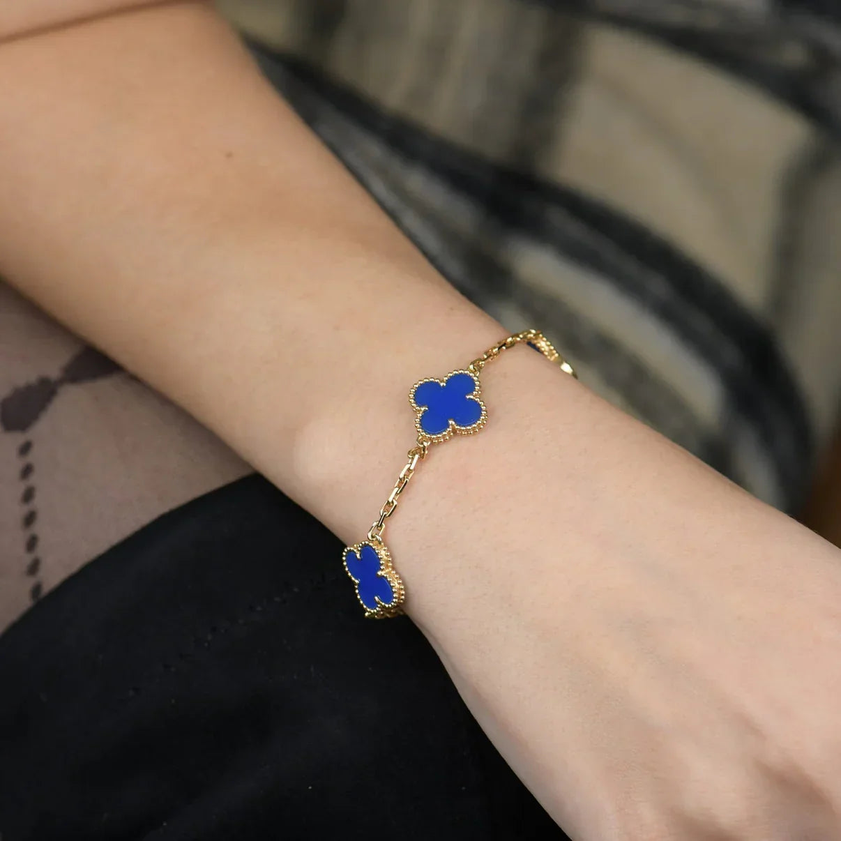 [Azure Tears]LUCKY CLOVER 5-MOTIF BRACELET - BLUE AGATE COLLECTION