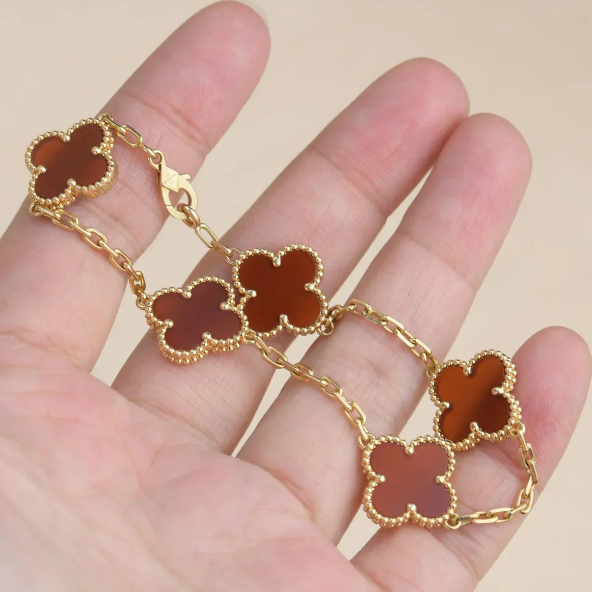 [Azure Tears]LUCKY CLOVER 5-MOTIF BRACELET - RED CARNELIAN COLLECTION